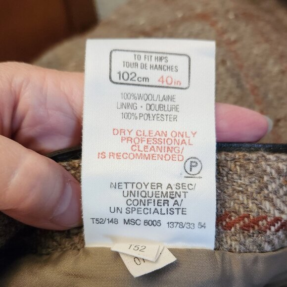 Vintage Wool A-line Skirt Tweed Plaid w Belt, Kick Pleats, Side Zip, Fully Lined - Picture 6 of 8